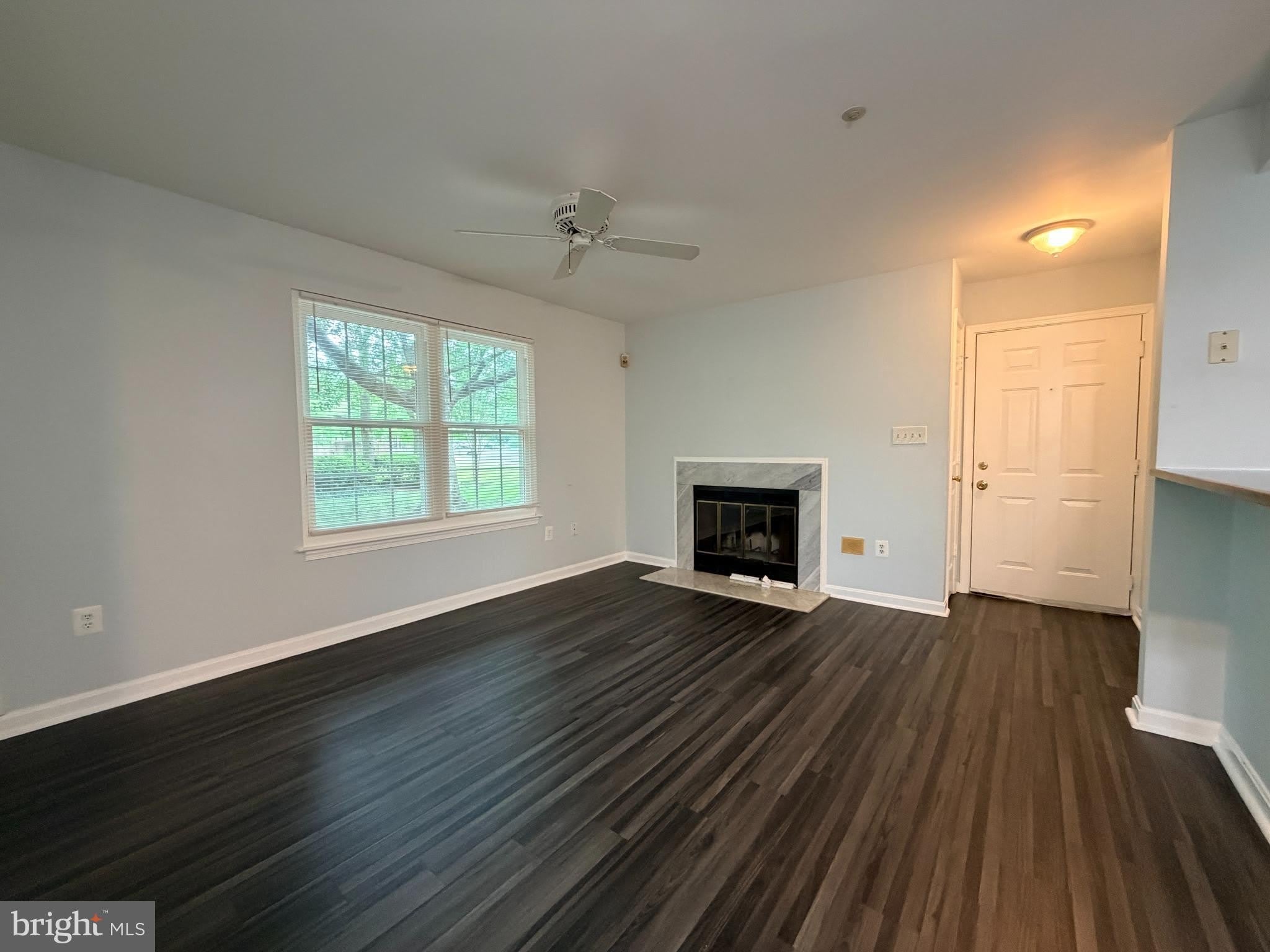 931 Hillside Lake Terrace – photo 2
