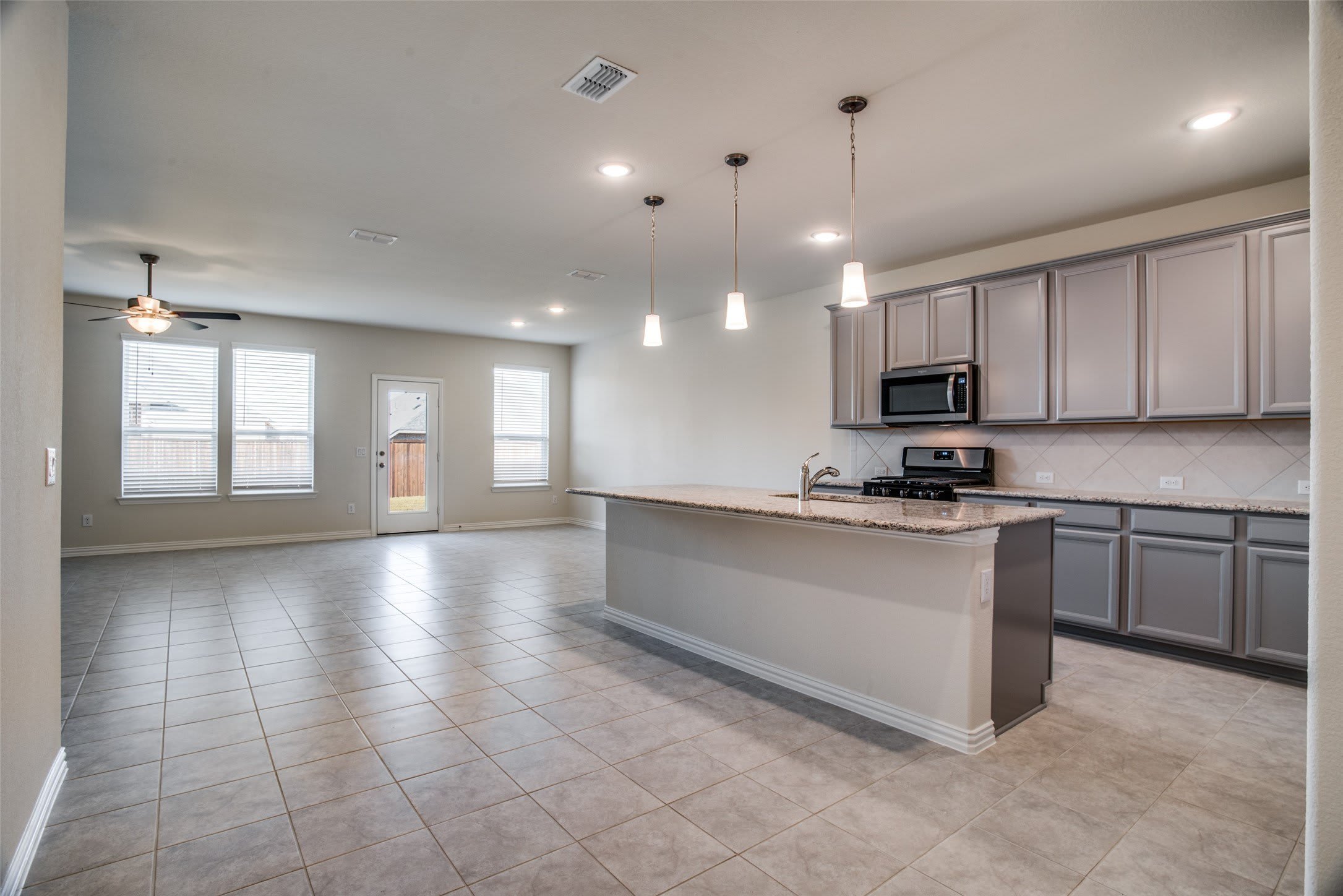 1237 Sharp Street – photo 4