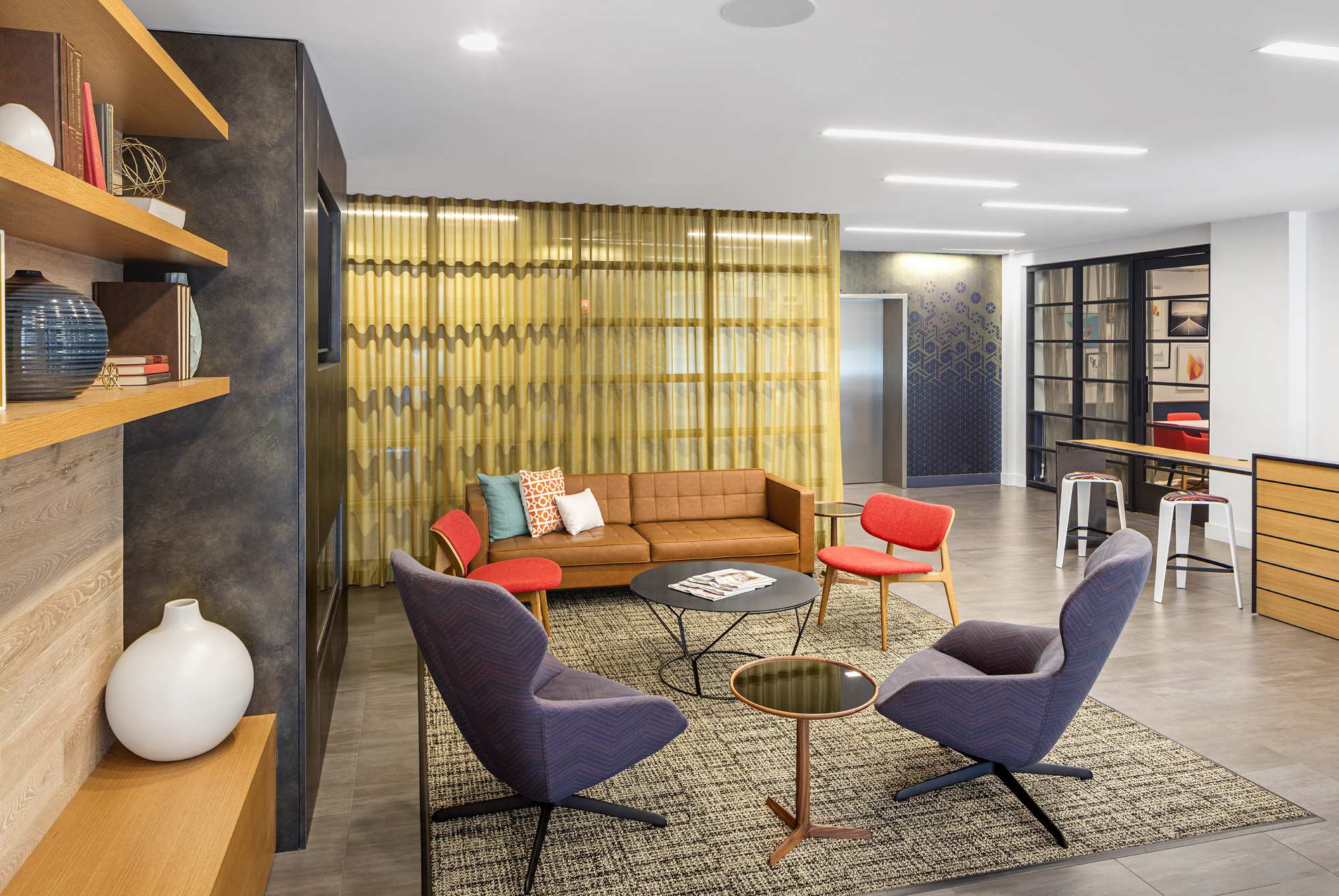E3 Apartments – photo 2