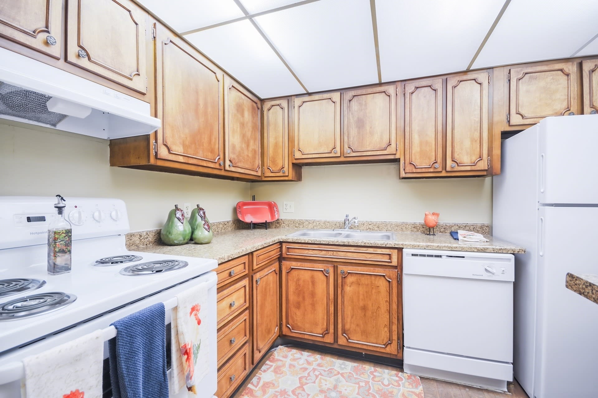 Chateau de Ville Apartments – photo 1