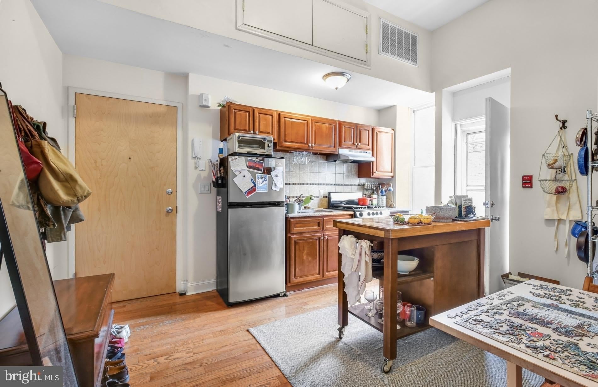 3017 W GIRARD Avenue – photo 2