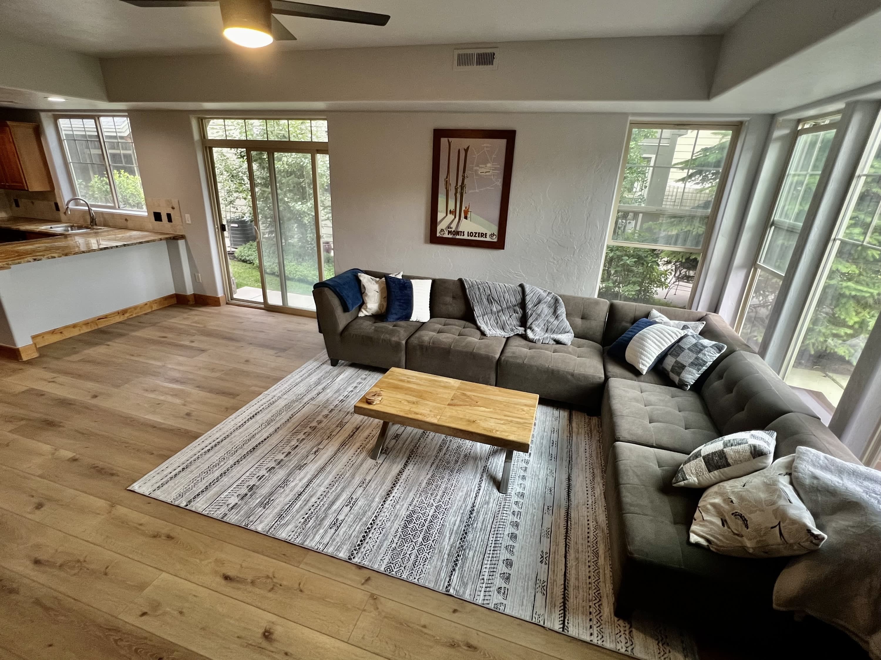 1629 West Redstone Avenue – photo 3