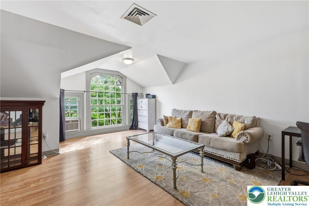 202 N 17th Street – photo 5