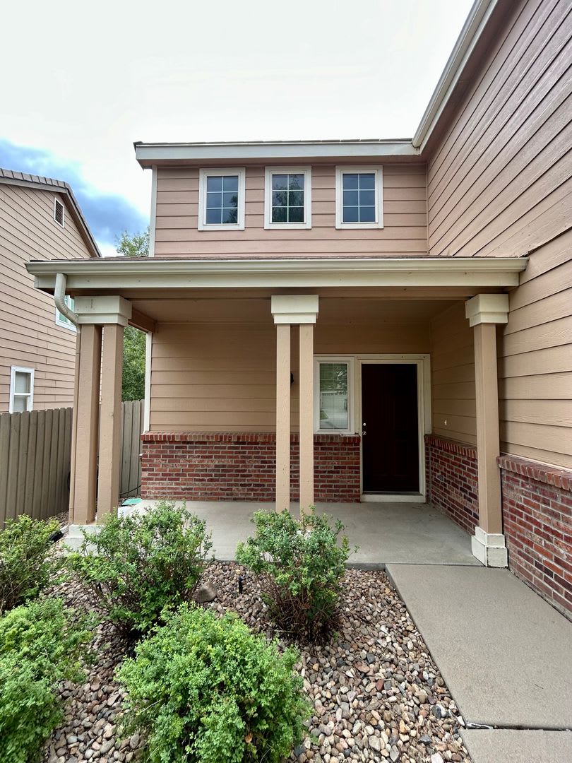 Three Bedroom Home Available in Rock Creek in Superior – photo 3