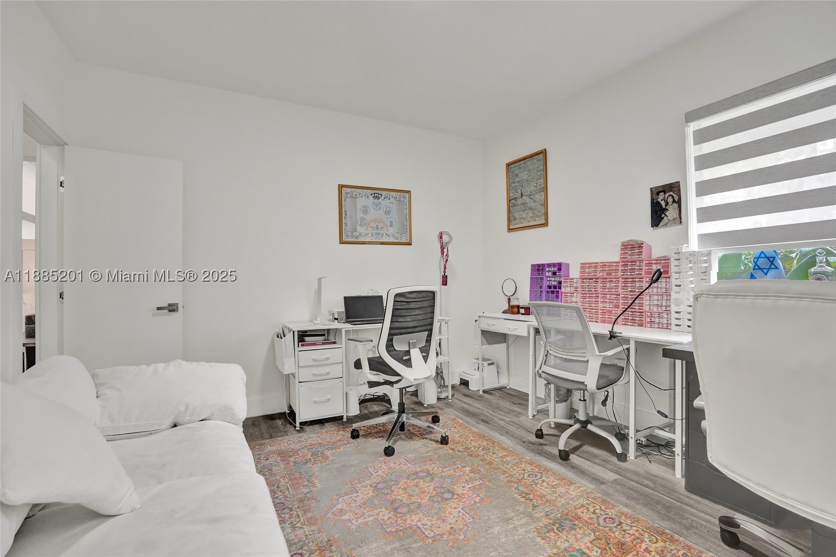 3784 Sheridan Ave – photo 2