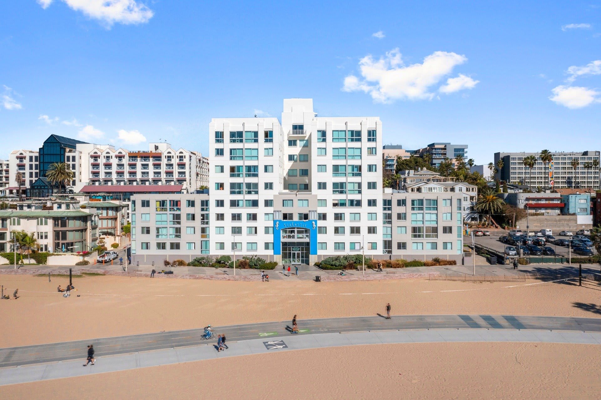 Sea Castle Apartments – photo 4