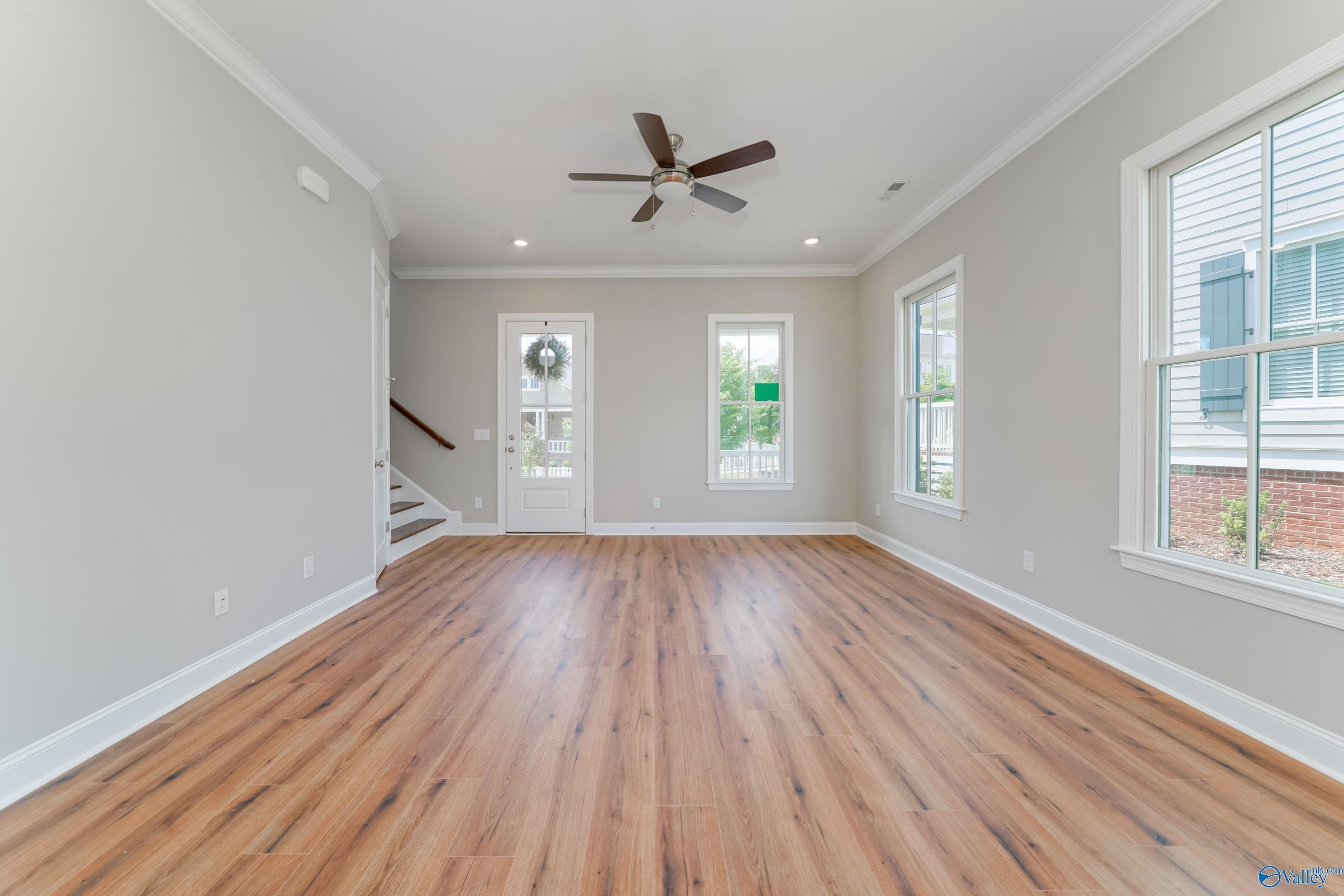 20 Pine Street – photo 2