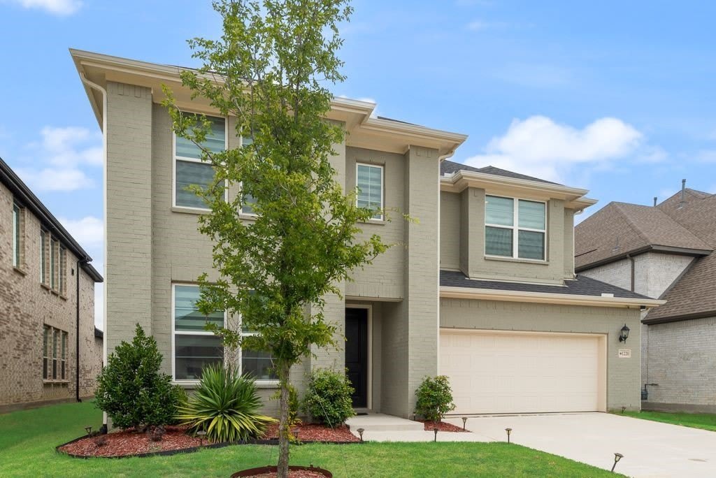 1220 Grass Hollow Place – photo 2