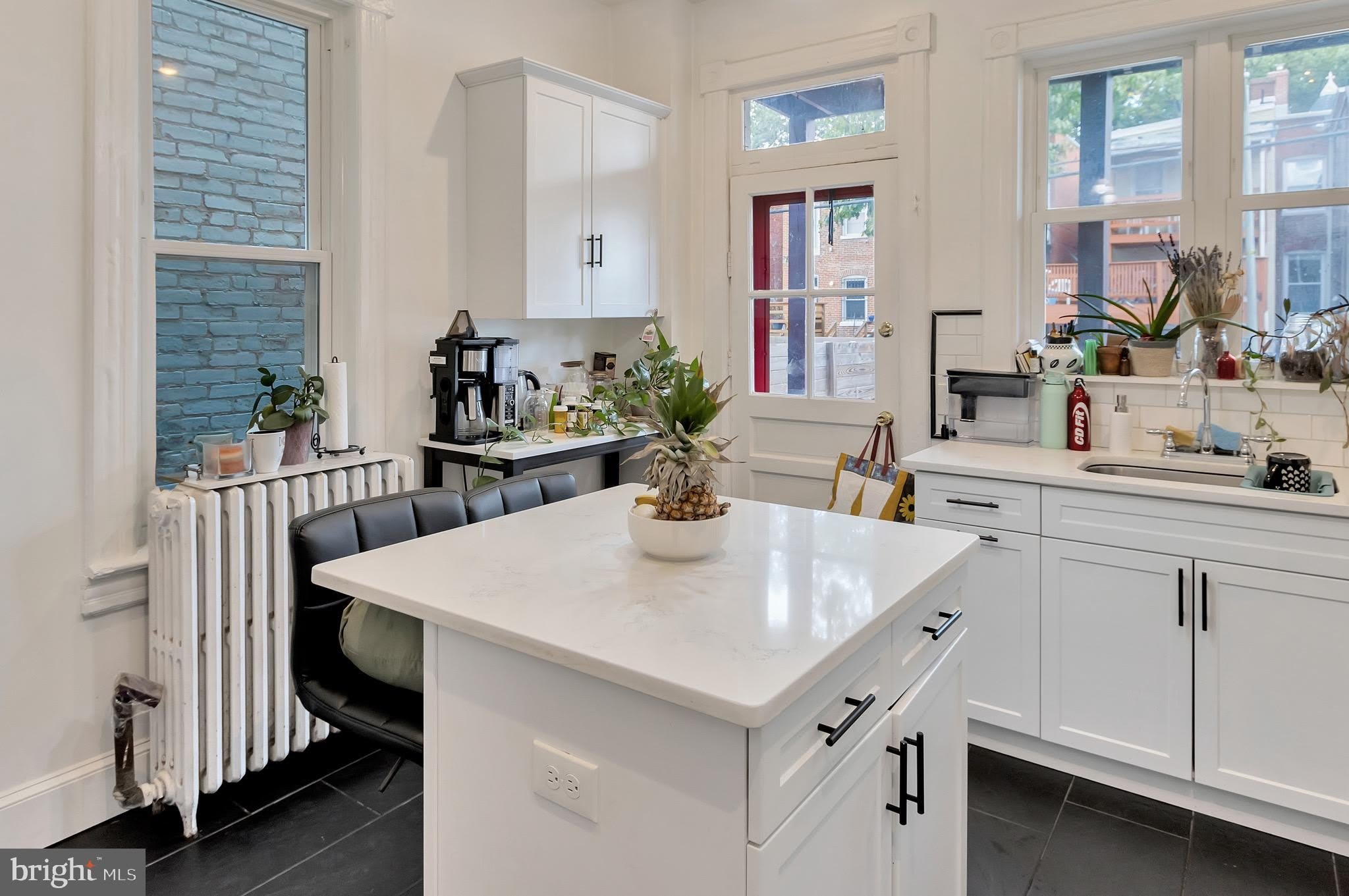 48 Q Street NE – photo 5