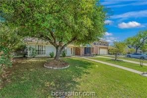 1806 Rosebud Court – photo 1