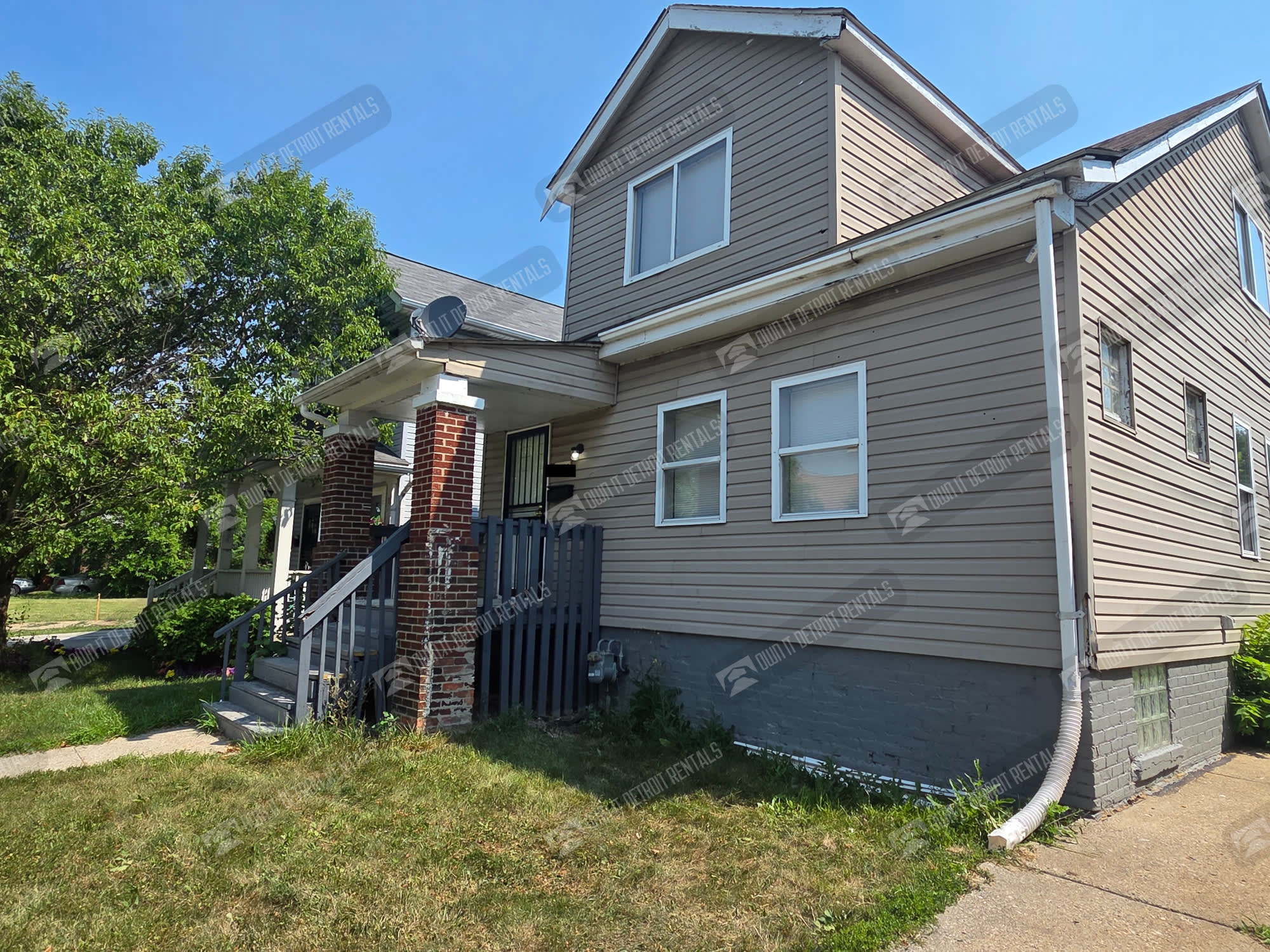 4810 Lenox St – photo 3