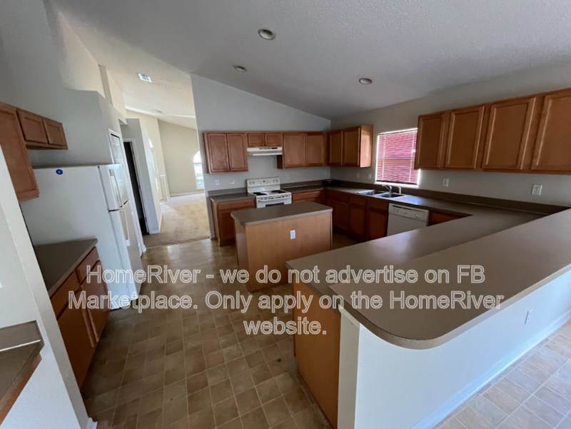 2272 Merry Rd – photo 5