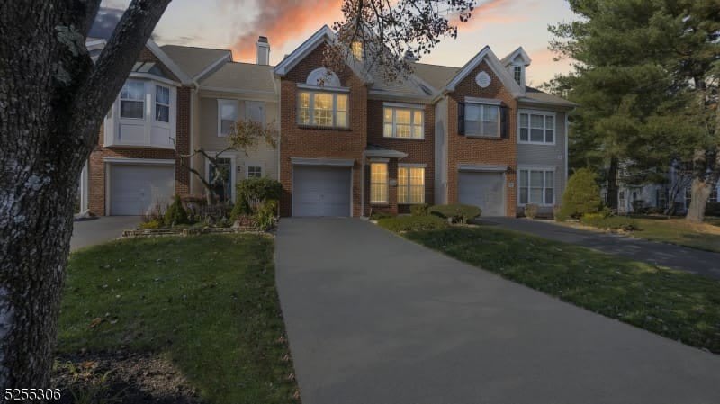 1306 Stech Dr – photo 3