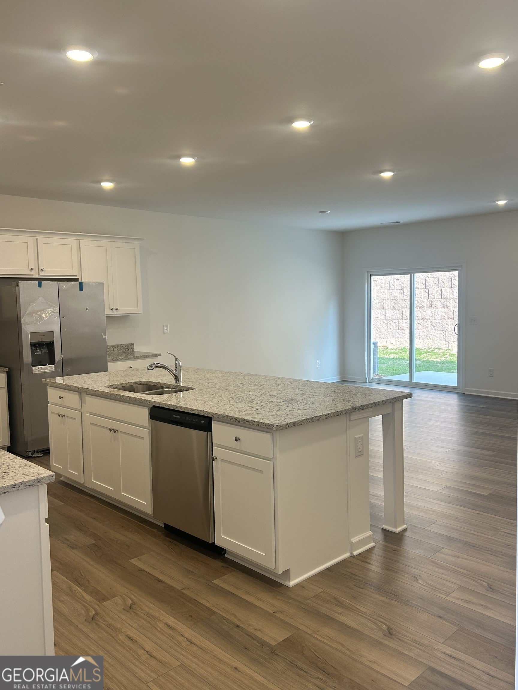 160 Vision Street – photo 3