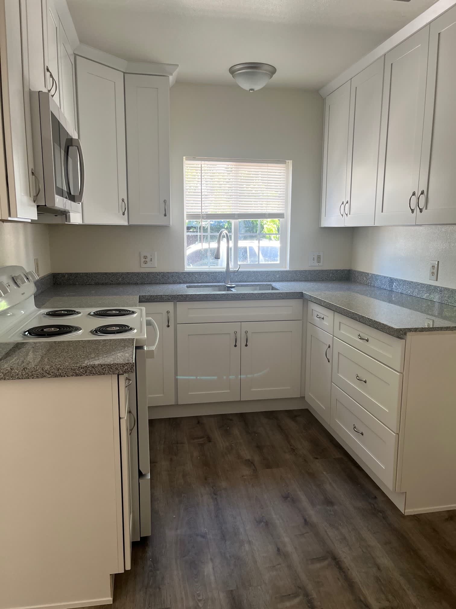 5911 Poplar Drive #A – photo 5