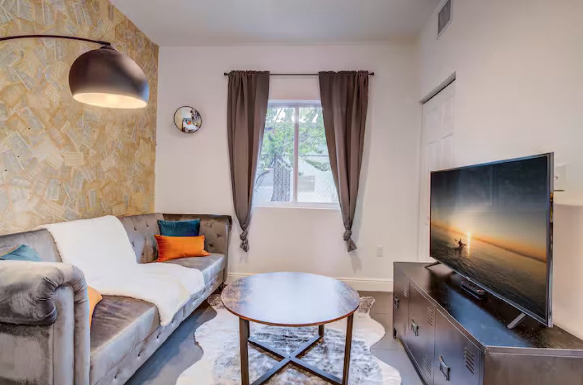 346 Northwest 35th Street – photo 5