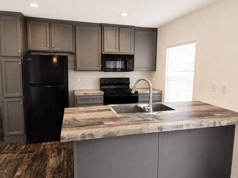 153 Goodlett Drive – photo 4