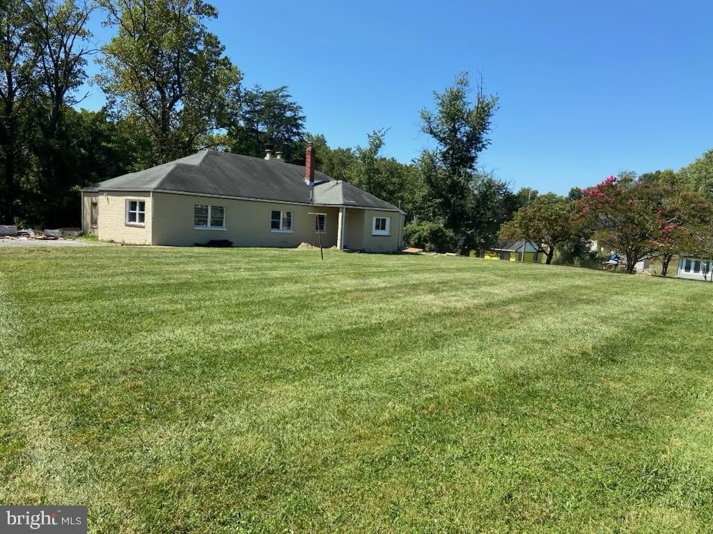 5100 SUITLAND Road – photo 2