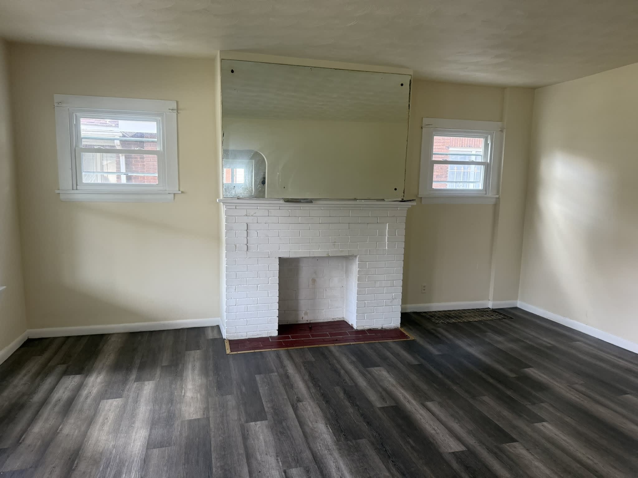 33 W. Judson – photo 2