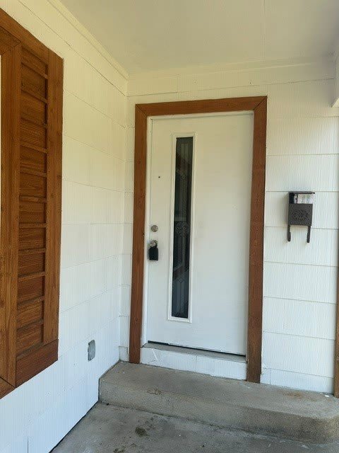 405 Maple Drive – photo 2
