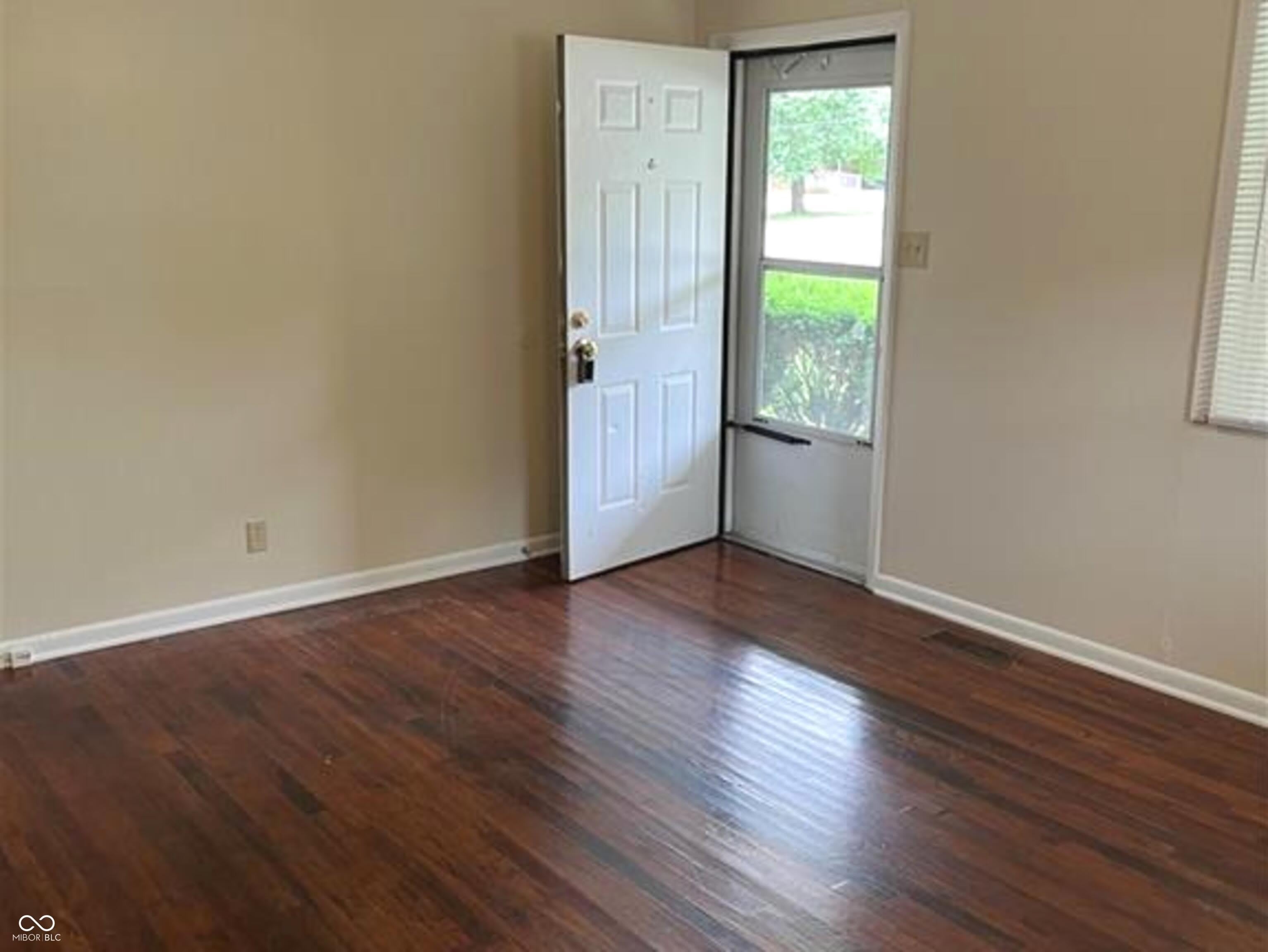 6205 E 12th Street – photo 3