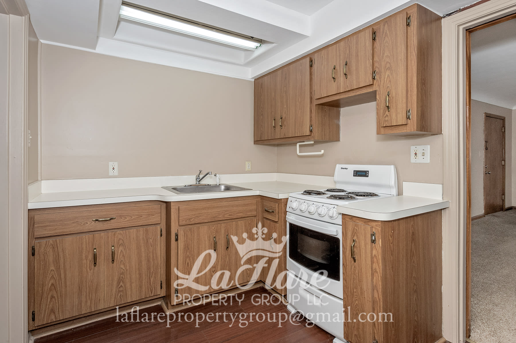 1612 Berdan Avenue – photo 5