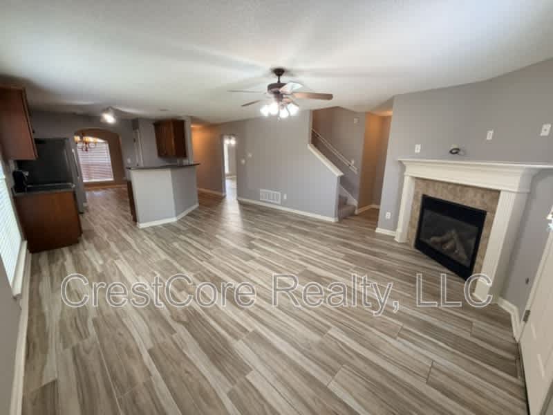 10241 Eveninghill Dr – photo 5