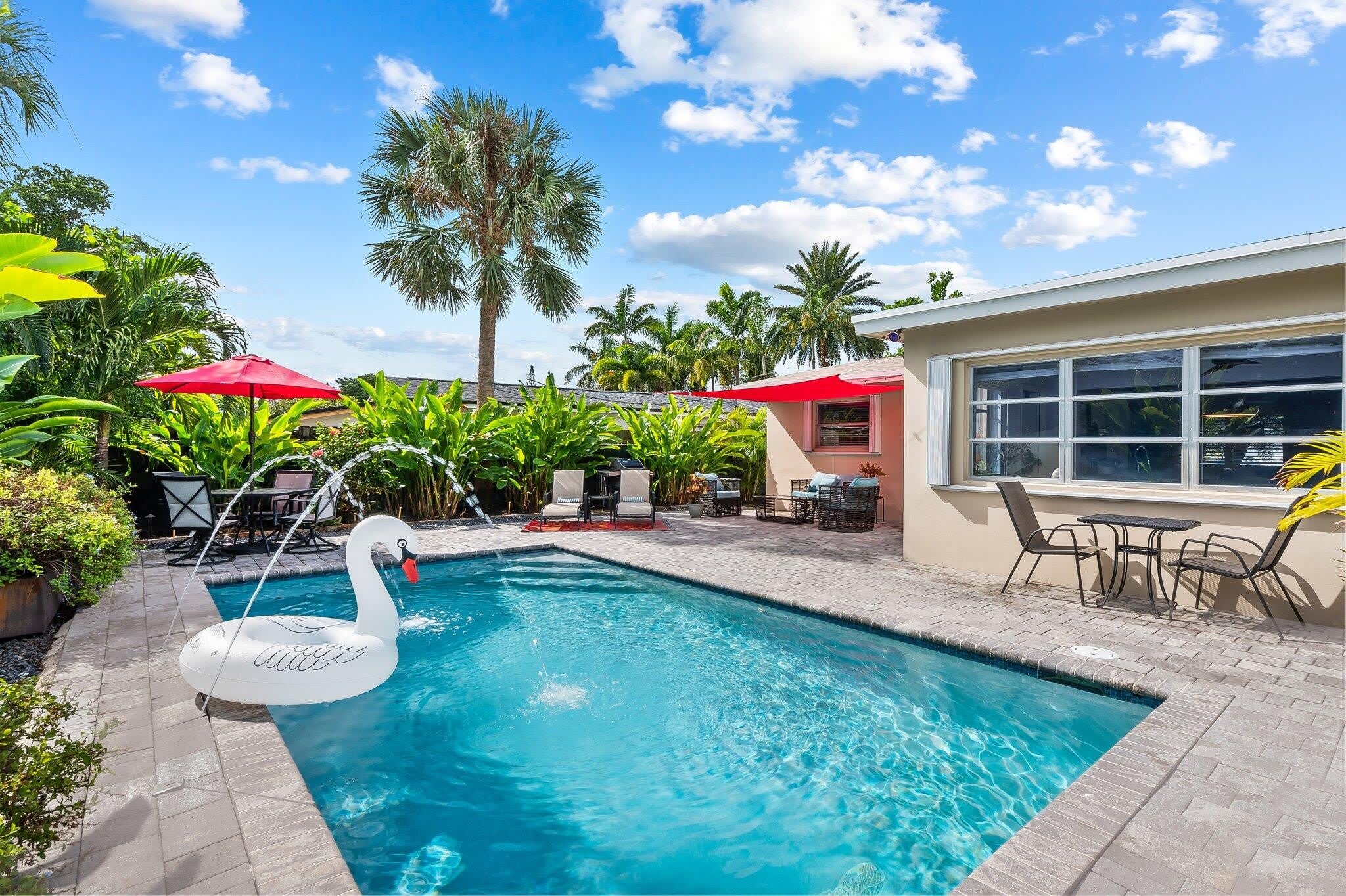 2640 NW 9th Lane – photo 2