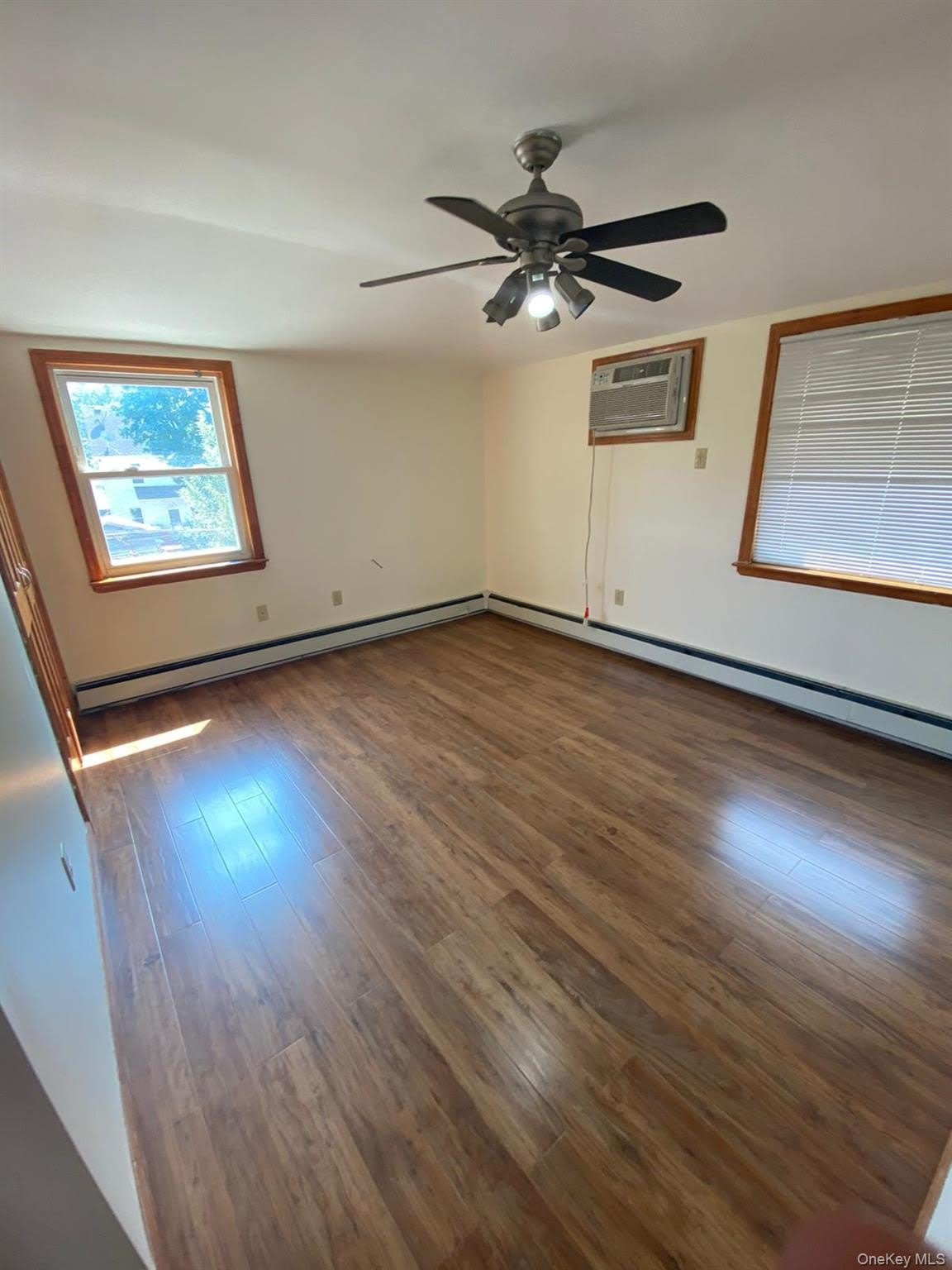 239-30 87th Avenue – photo 5