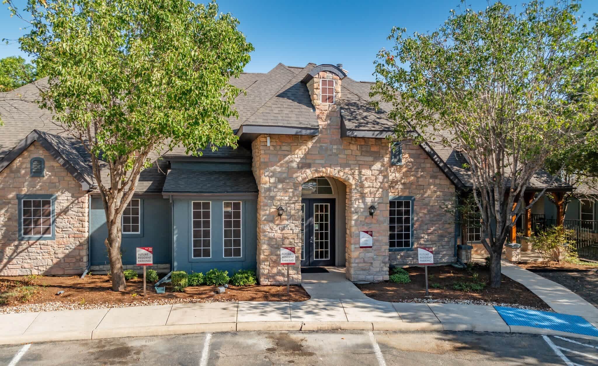 Houston Street Townhomes – photo 1