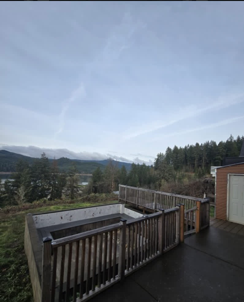6308 Lakepointe Way – photo 2