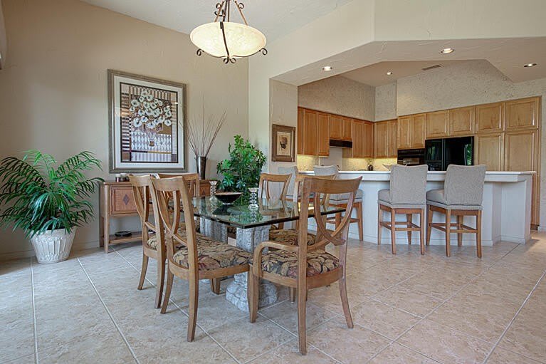 379 Tomahawk Drive – photo 4