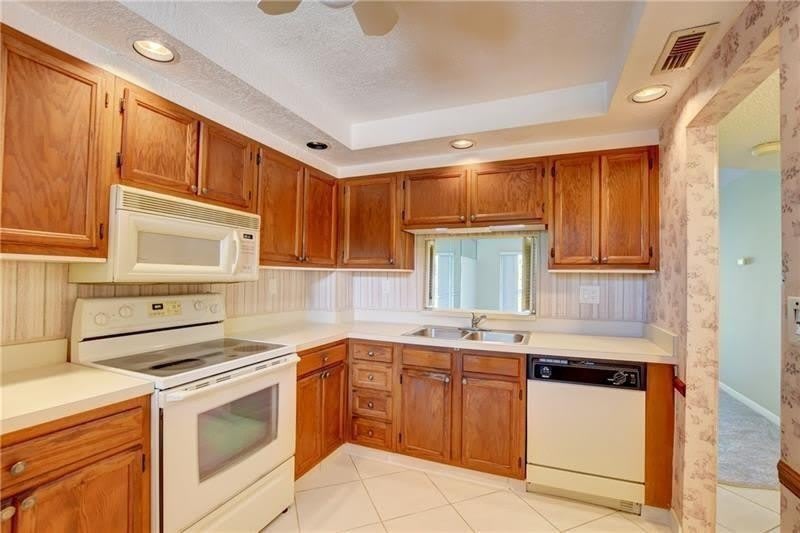 8735 Ramblewood Drive – photo 2