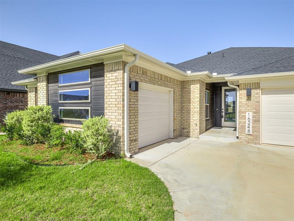 16248 S 89th Avenue – photo 4