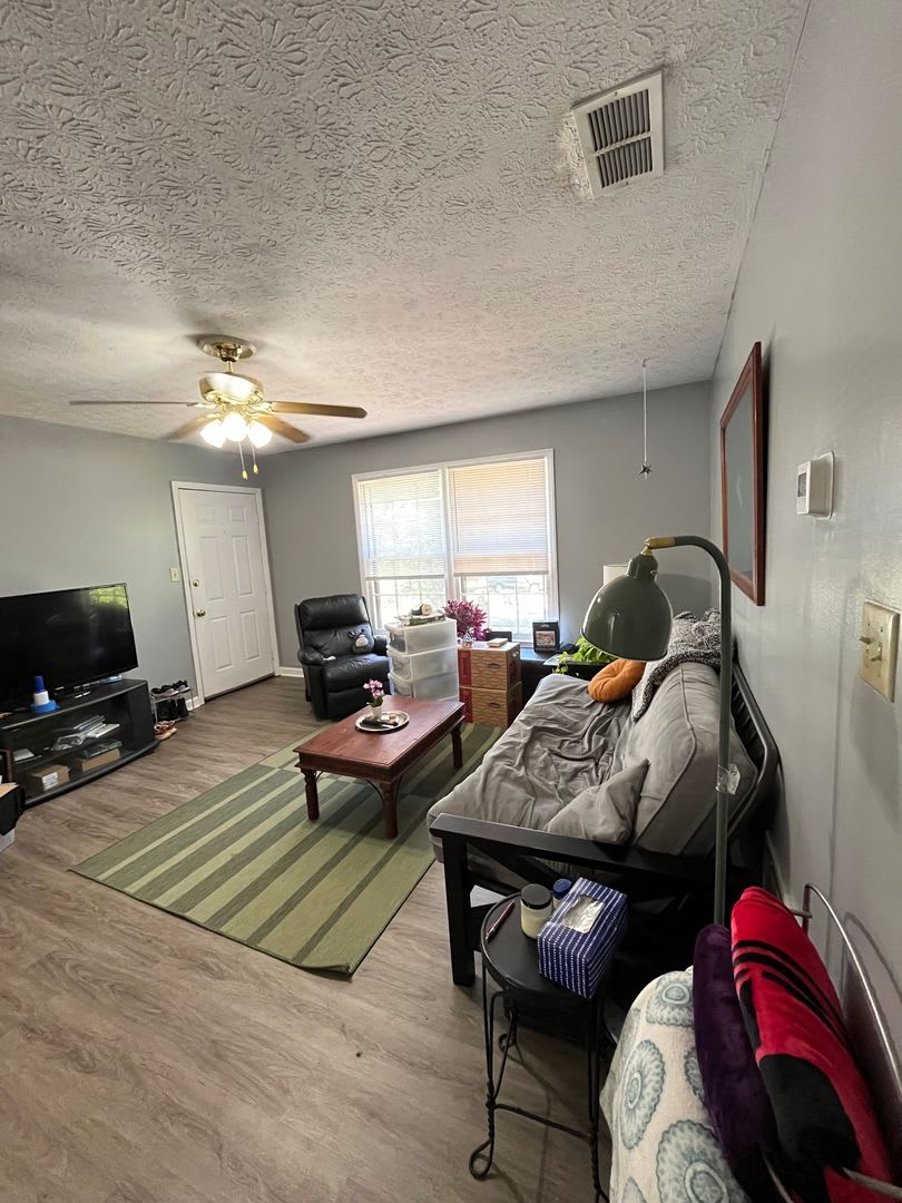 2BR/ 2Bath on Eastside! Available end of July 2026 – photo 5