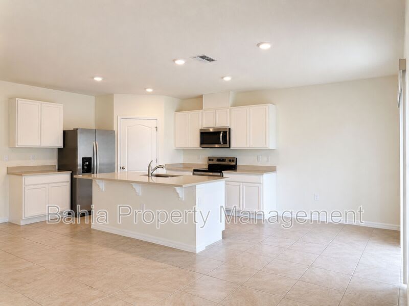 869 Ambleside Dr – photo 5