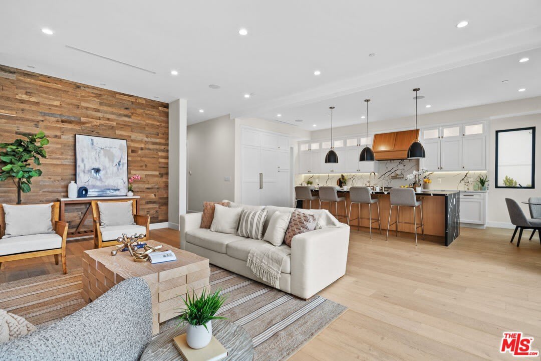 4475 Mammoth Ave – photo 4