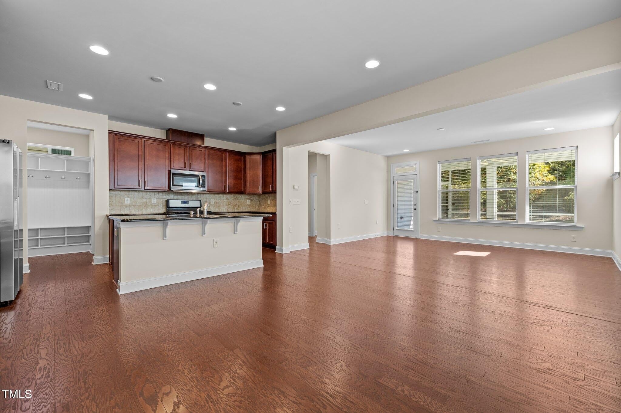 271 Begen Street – photo 5