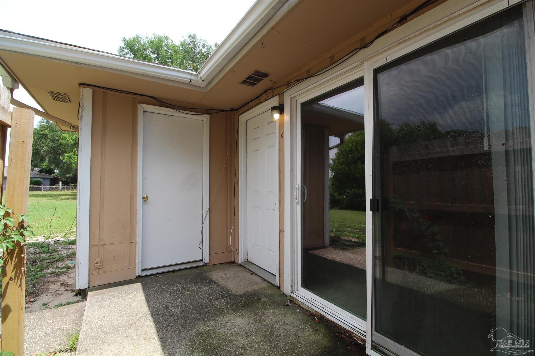 3398 Green Briar Cir – photo 2
