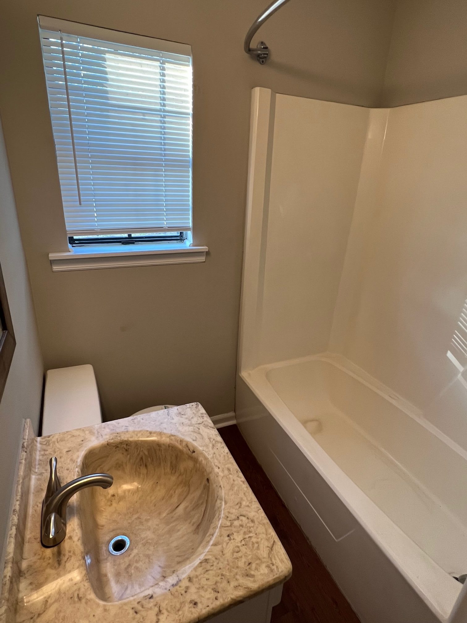 811 Robin Hood Trail – photo 4