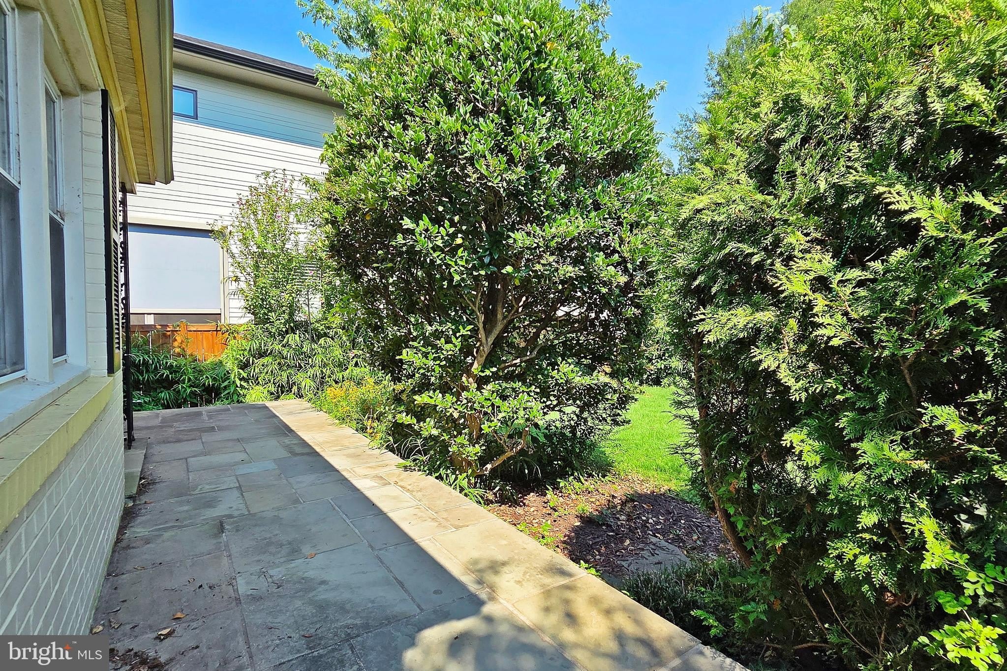 1906 S IVES Street – photo 2