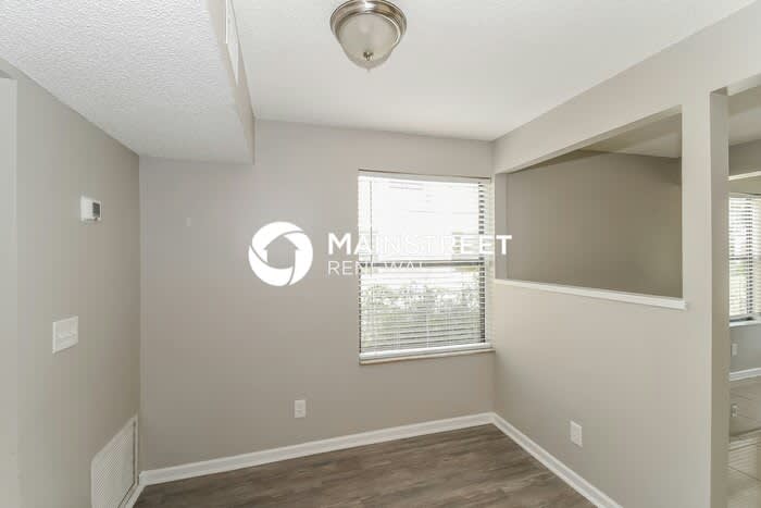 4650 Buxton Street – photo 5