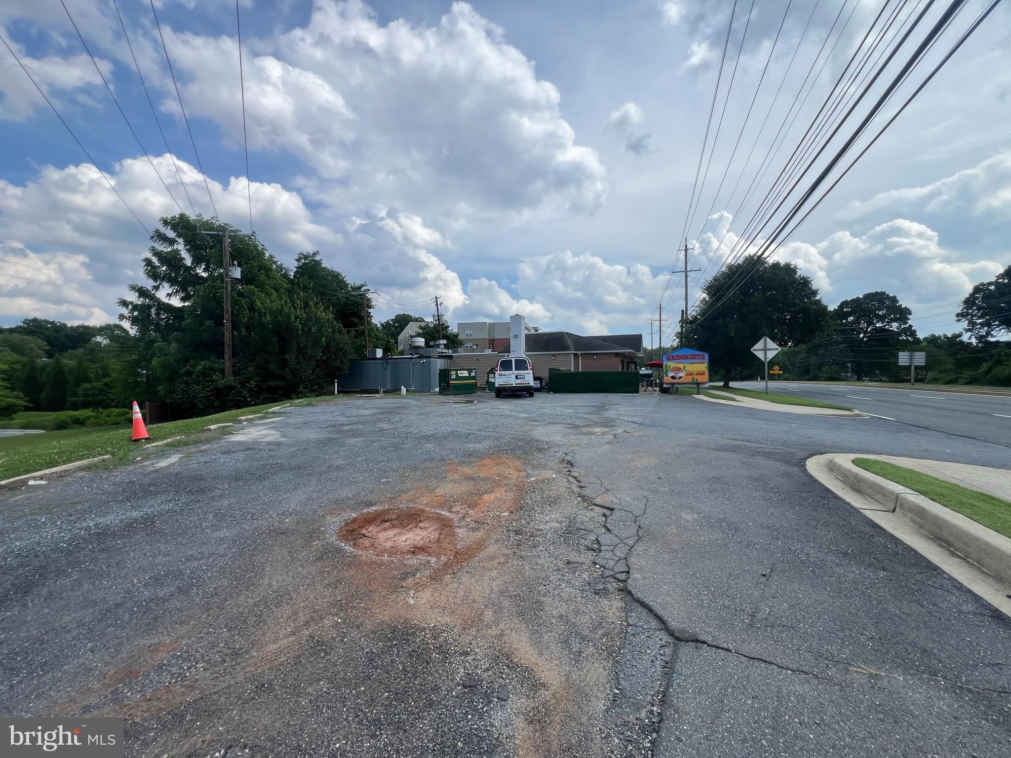 19201 FREDERICK Road – photo 5