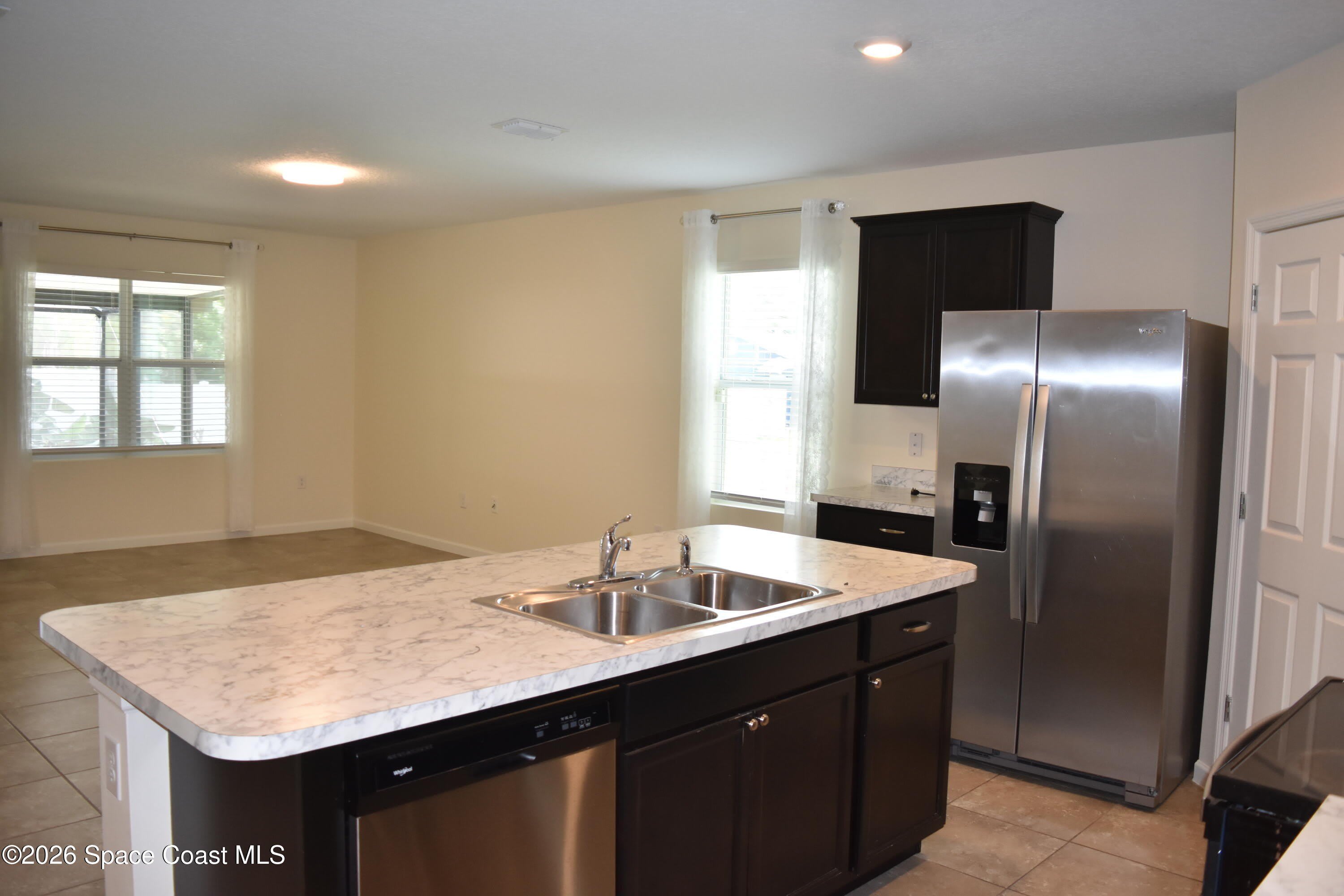 1579 Rachel Avenue SE – photo 3