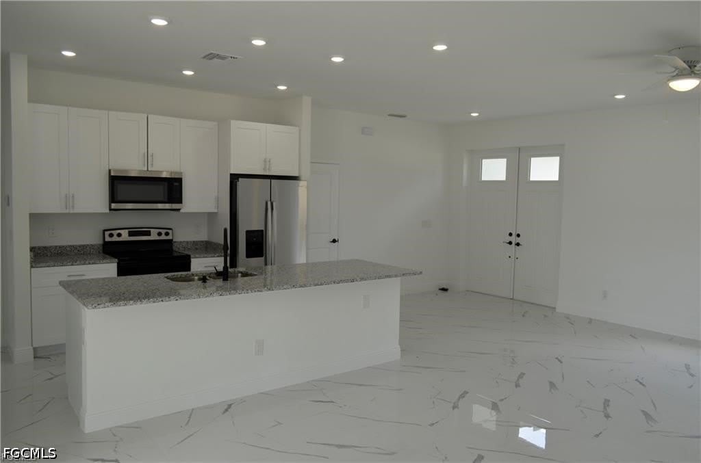 2611 Carol Place – photo 2