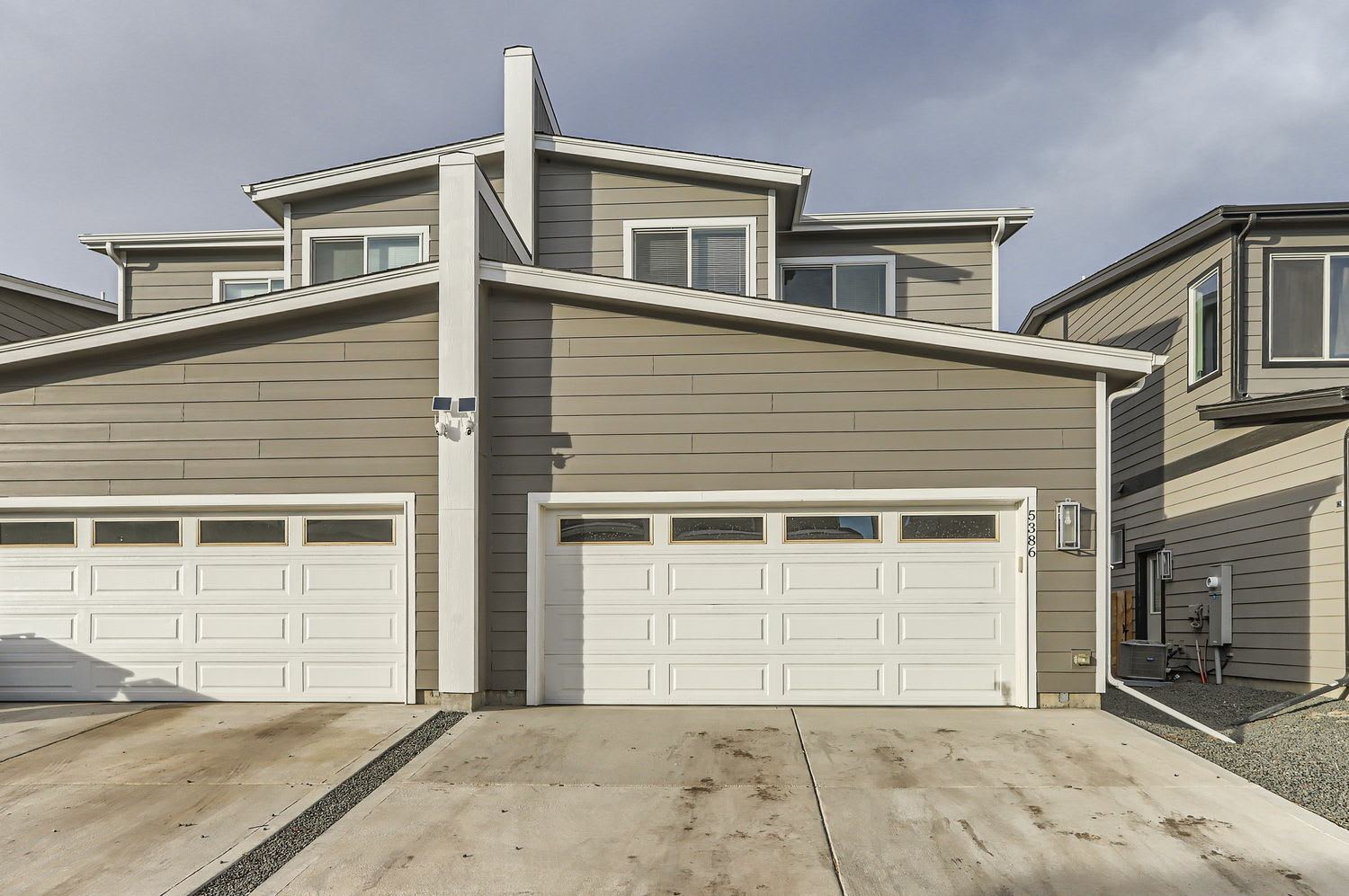 C2 Apartments – photo 5