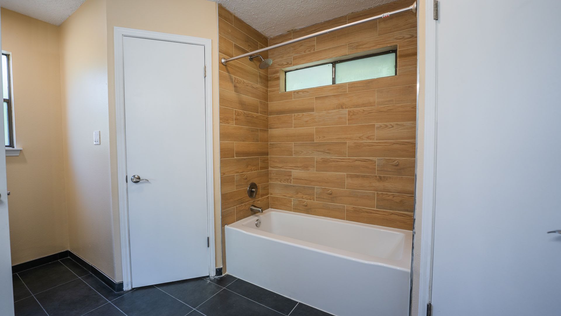 Comfort Convenience In Northwest San Antonio – photo 4