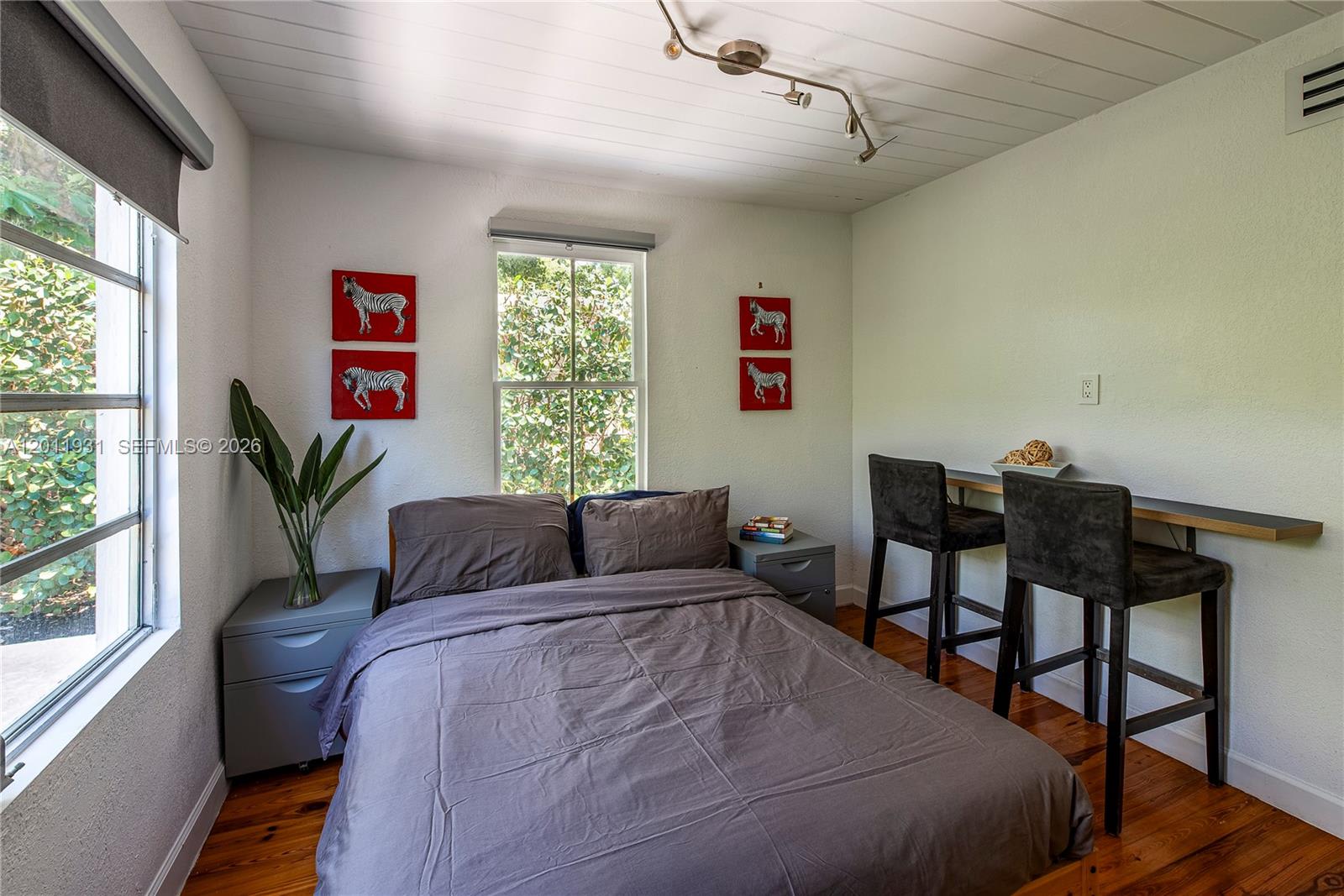 3665 Oak Avenue – photo 5