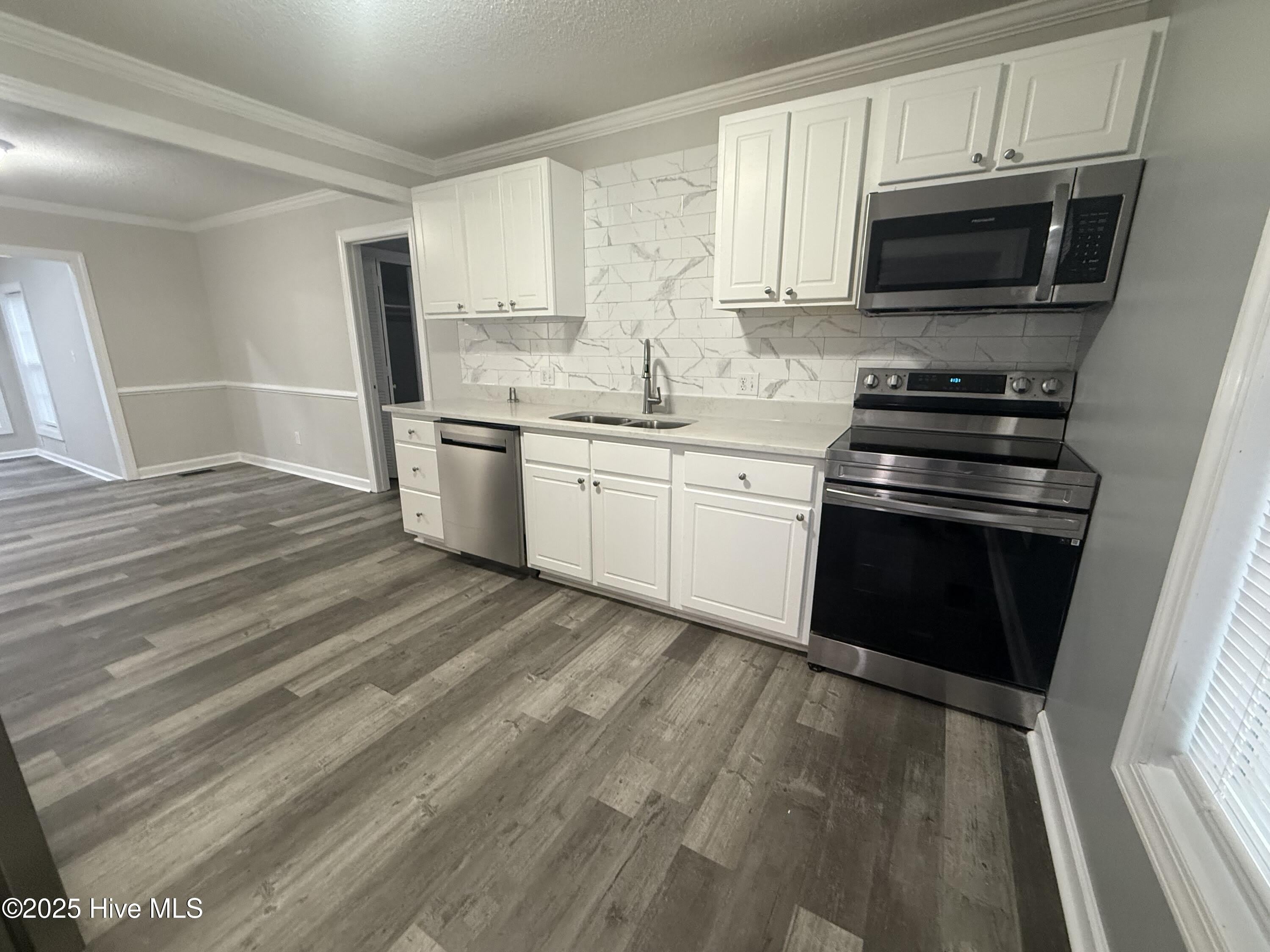 1215 E Wright Road – photo 3