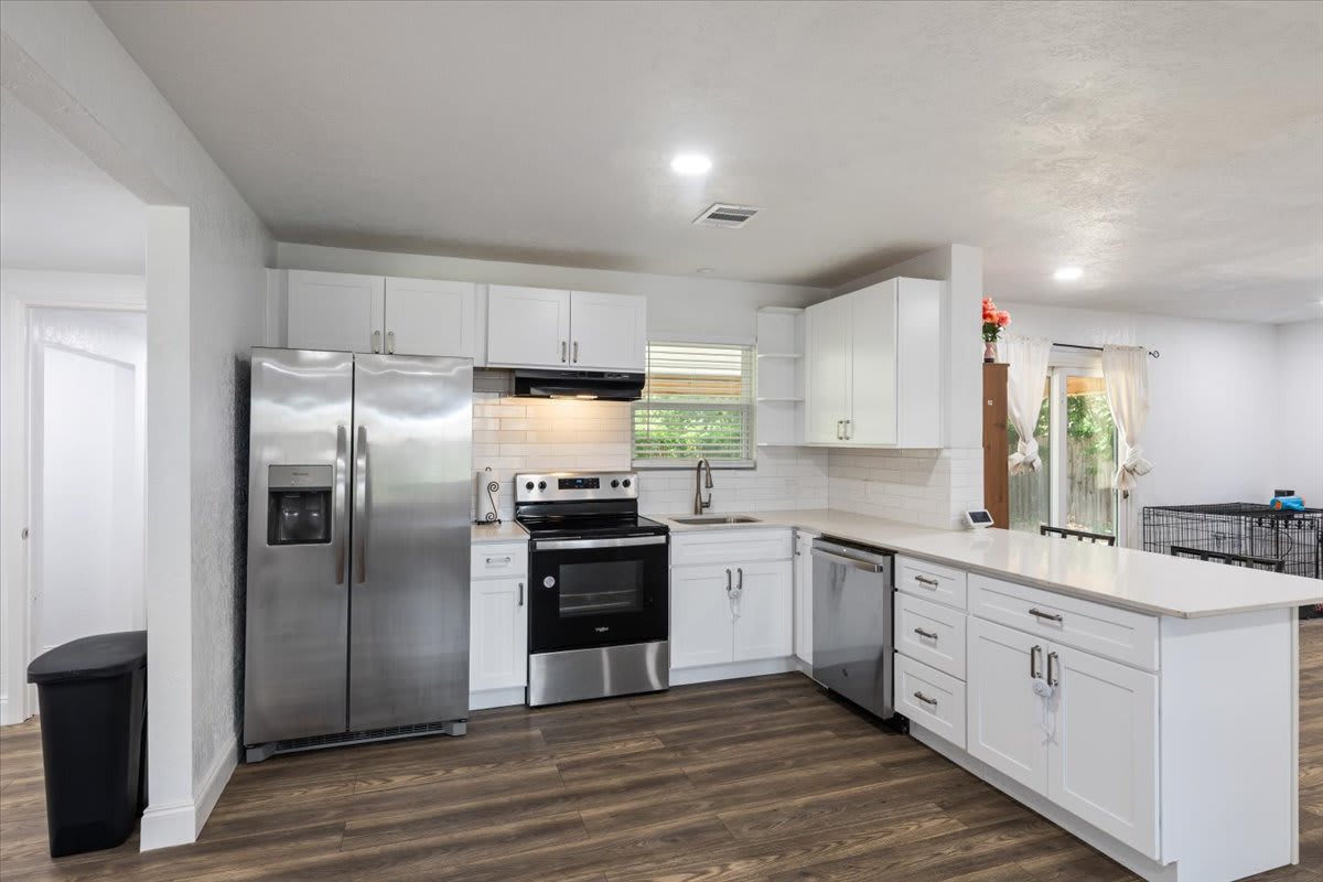 122 Northeast Angus Street – photo 4